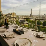Apartament Luxury Flat - Eiffel Tower View & Terrace - Air Conditioning Paryż