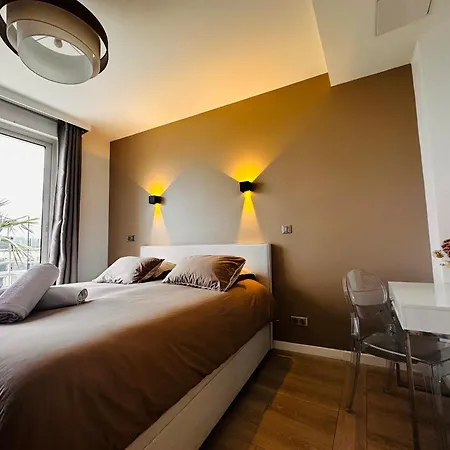 Luxury Flat - Eiffel Tower View & Terrace - Air Conditioning * Париж