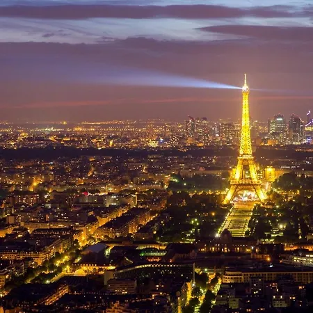 Luxury Flat - Eiffel Tower View & Terrace - Air Conditioning Paris