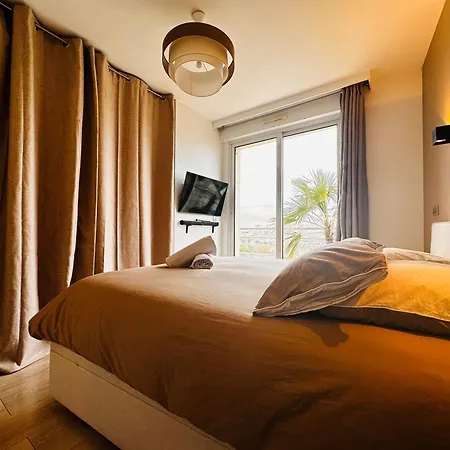 Luxury Flat With Terrace & Eiffel Tower View Apartment *