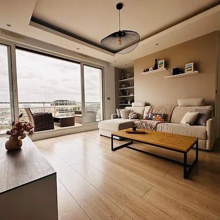 Daire Luxury Flat With Terrace & Eiffel Tower View *