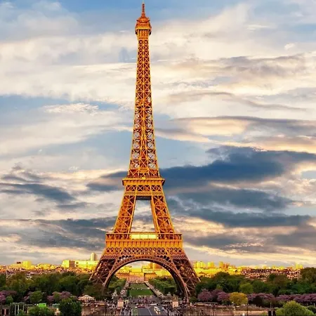 Apartment Luxury Flat With Terrace & Eiffel Tower View *