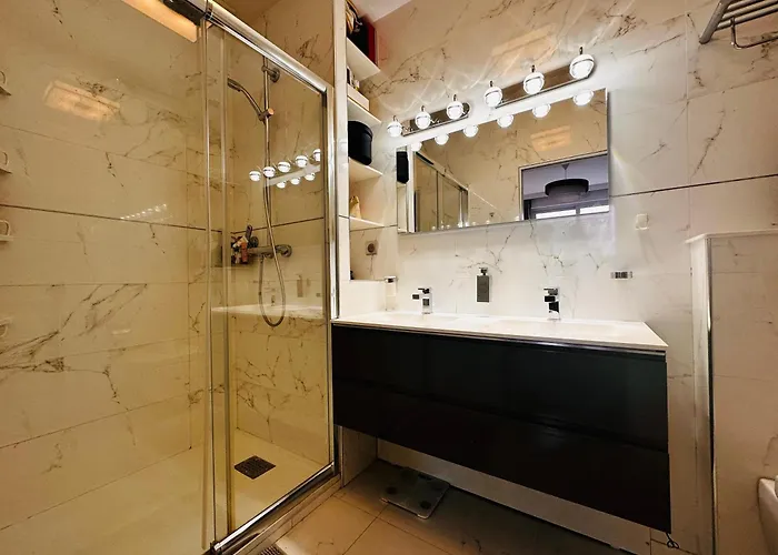 Apartman Luxury Flat - Eiffel Tower View & Terrace - Air Conditioning Párizs